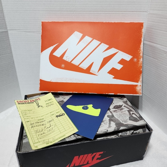 ❌️SOLD❌️Air Jordan 1 Retro High Chicago Lost and Found Unisex - Picture 11 of 12